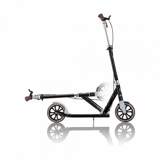 Globber NL 205 Deluxe High Gloss Black