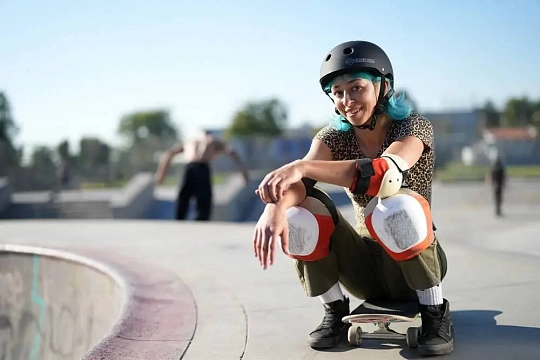 187 Killer Pads Certified Skate Helmet - LIZZIE Armanto SE