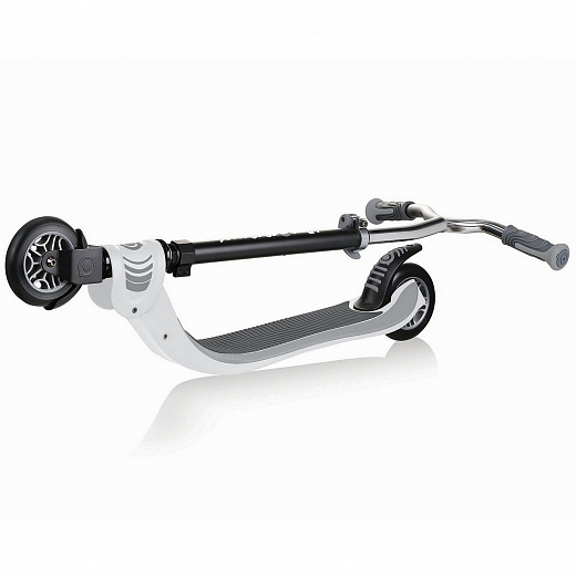 Globber Flow 125 Foldable White