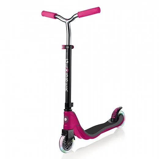Globber FLOW 125 Lights - Ruby Globber FLOW 125 Lights - Ruby