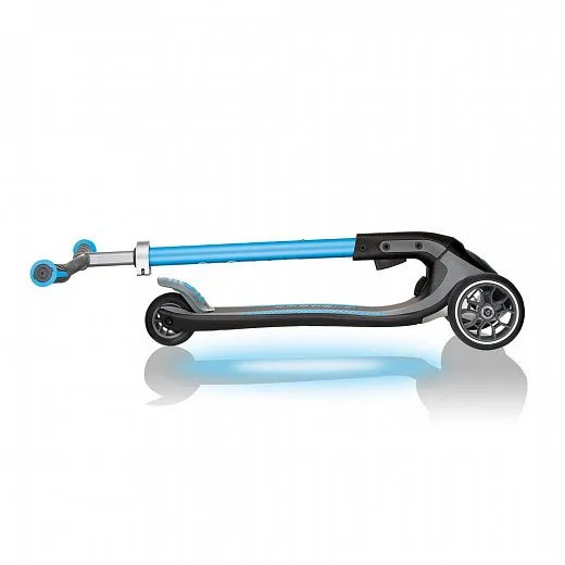 Globber Ultimum Lights - 2020 Sky Blue Globber Ultimum Lights - 2020 Sky Blue