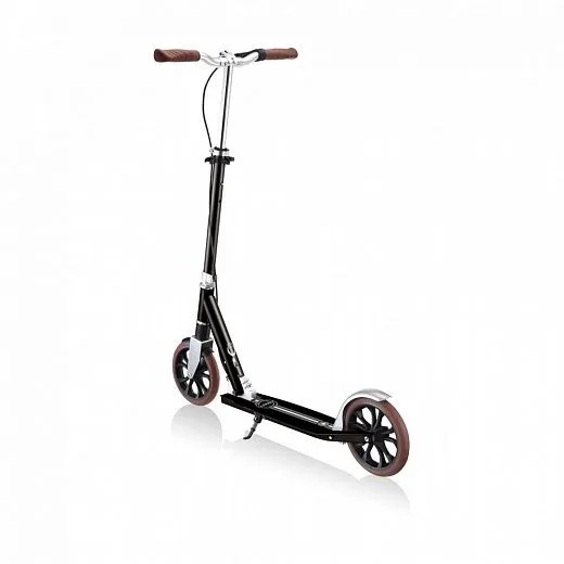 Globber NL 205 Deluxe High Gloss Black