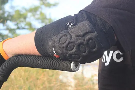 Triple 8 Covert Elbow Pad Black